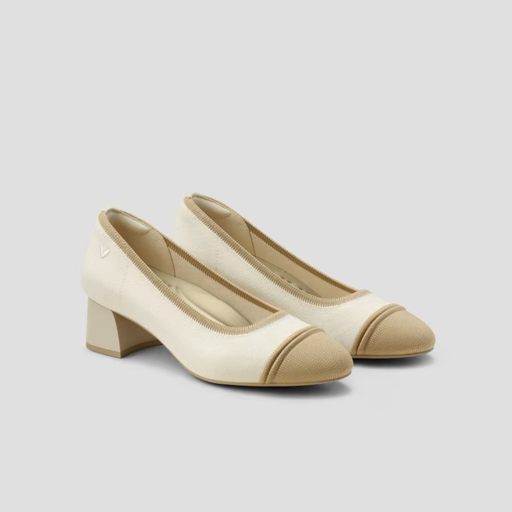 Vivaia Round-Toe Chunky Heels (Julie Pro) -Size 9